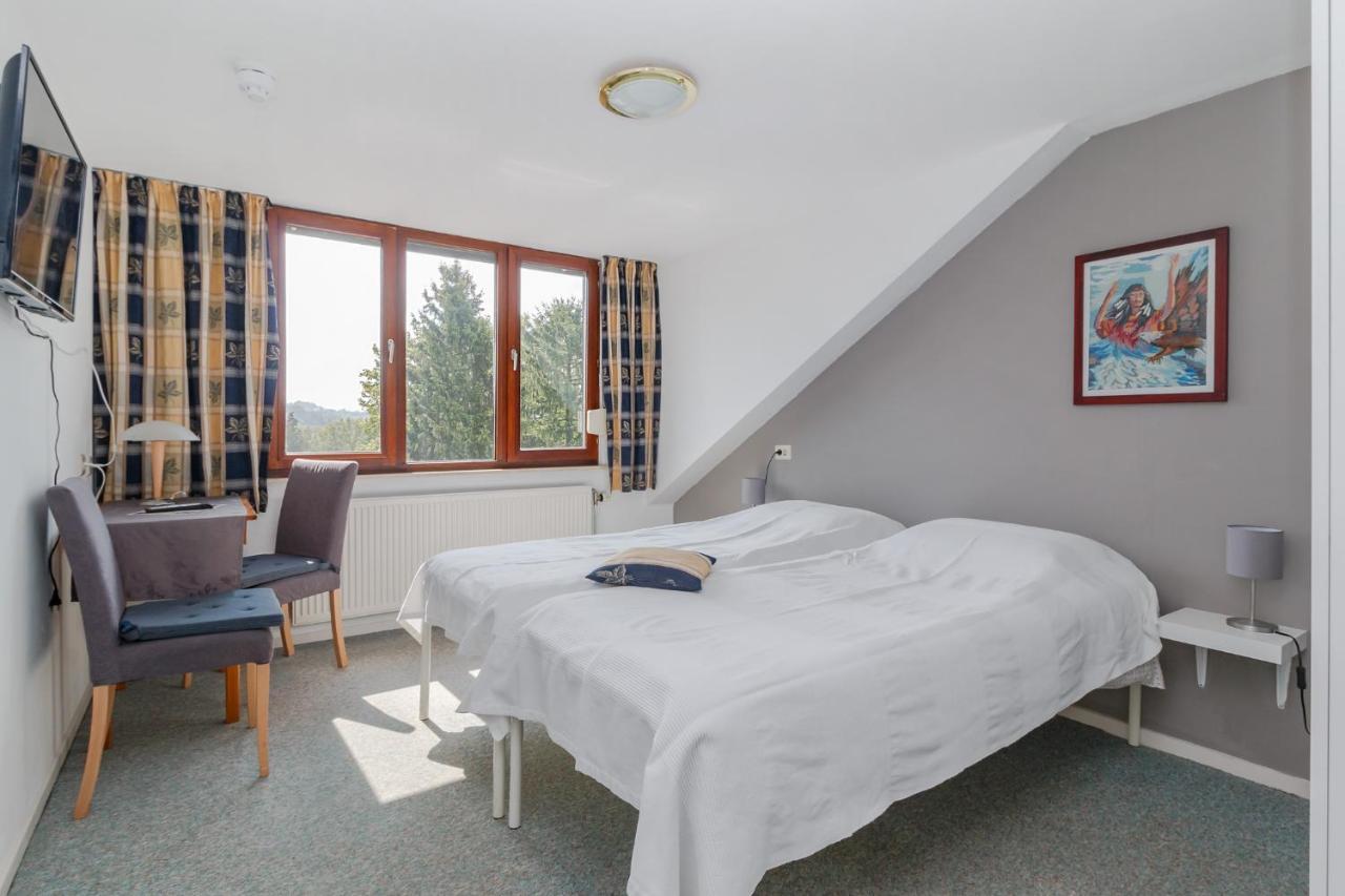 Hotel Pension Bergrust Valkenburg aan de Geul ภายนอก รูปภาพ